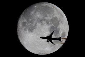 Moonstriky